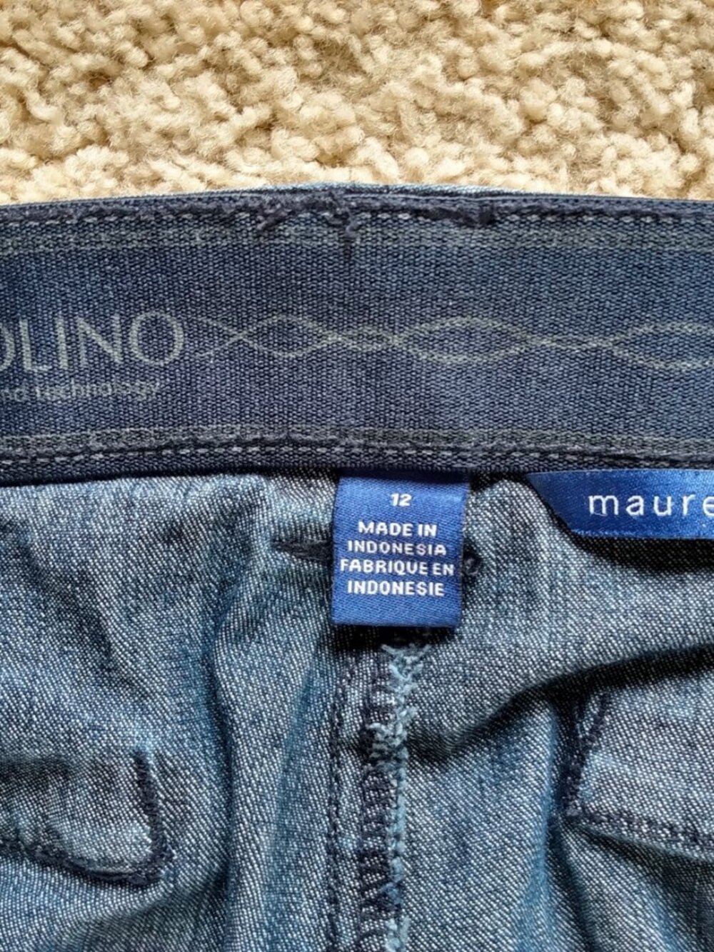 Bandolino Women’s Dark Blue Capris Maureen Comfort Waist Denim Jeans Size 12 EUC - Picture 9 of 11